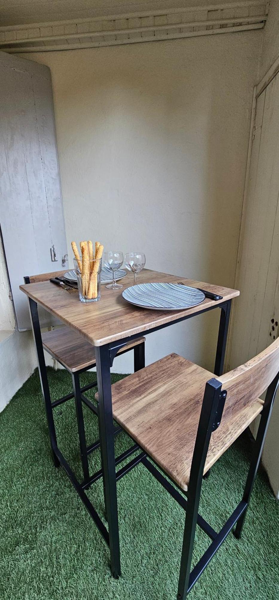 T2 Chambre Miroir Jardin Et Parking Prive Marseille Exteriör bild